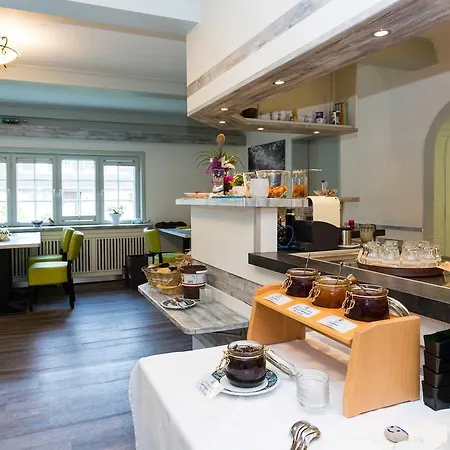 Letj Briis Hotel