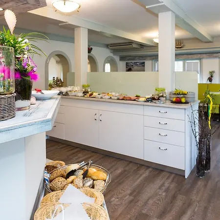 Letj Briis Hotel 3*